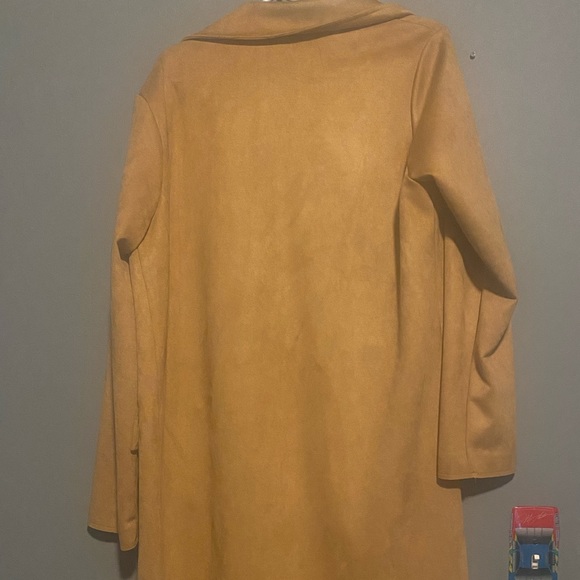 Forever 21 lapel coat - Picture 2 of 3